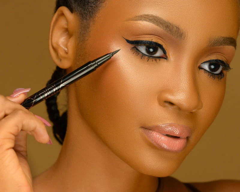 Didi beauty Inked Black Eyeliner- Glossy Finish - Image 3